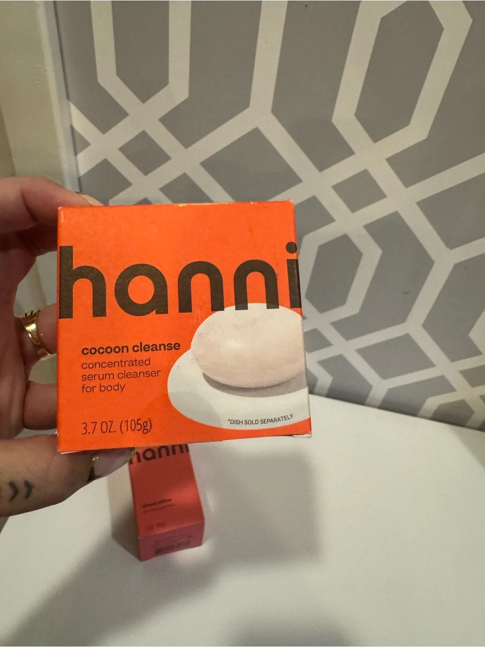NIB Hanni Cocoon Cleanse & Shave Pillow Set